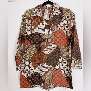 Vintage Patchwork Batik Paisley Blouse with Brooch / Vintage 90s Boho Blouse Top